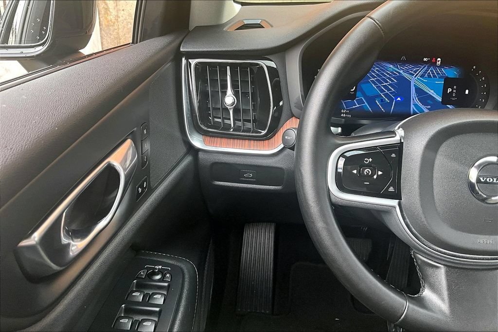 Certified 2025 Volvo V60 B5 Cross Country Plus AWD/4WD image 26
