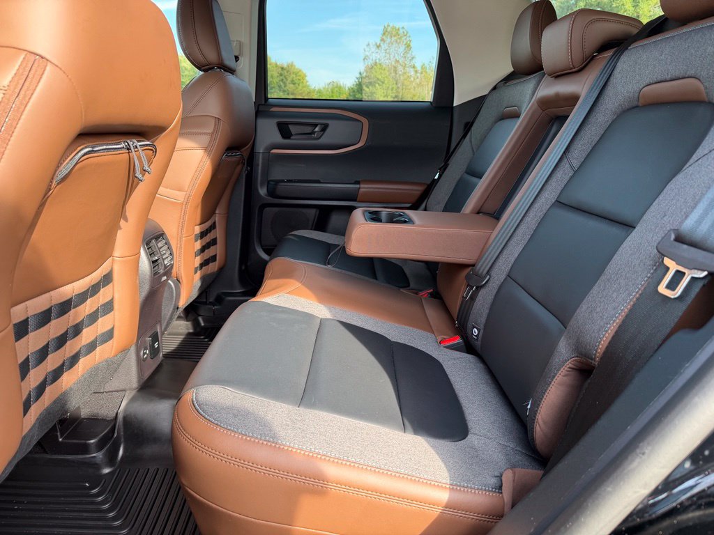 Certified 2023 Ford Bronco Sport Outer Banks AWD/4WD image 18