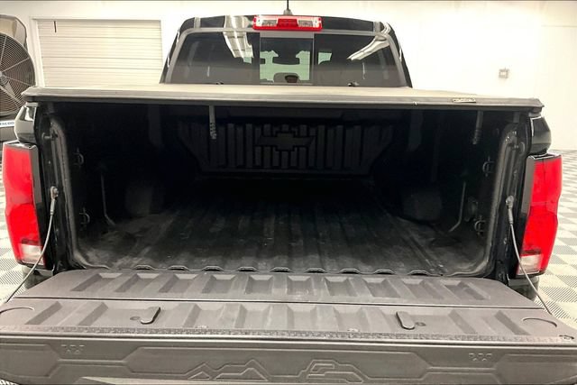 Used 2023 Chevrolet Colorado Z71 w/ Z71 Convenience Package 2 AWD/4WD image 31