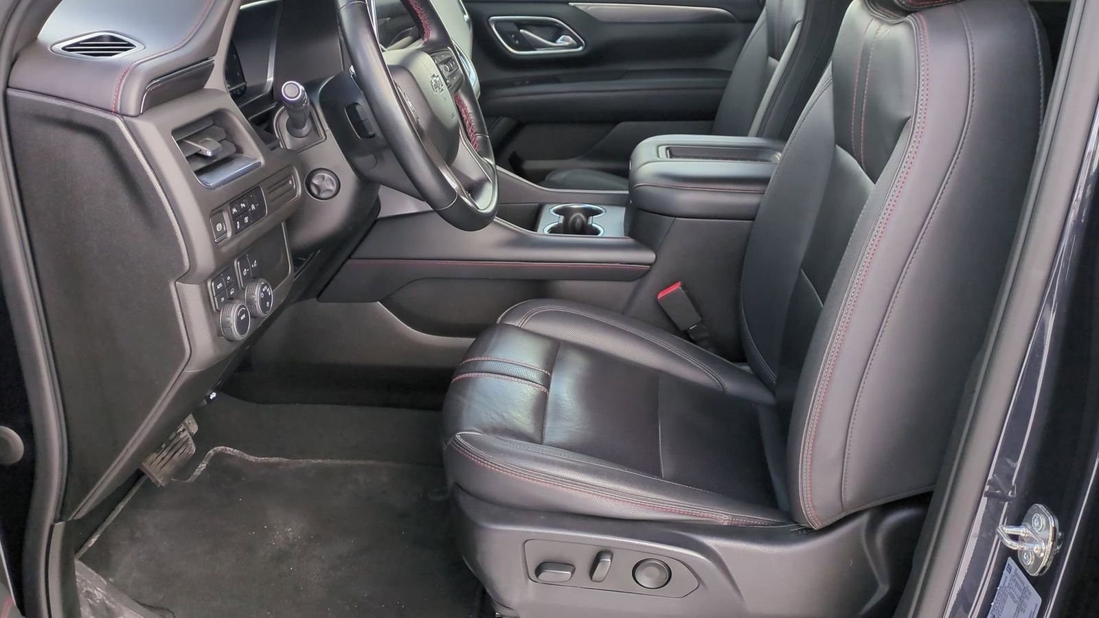 Used 2023 Chevrolet Tahoe RST image 16