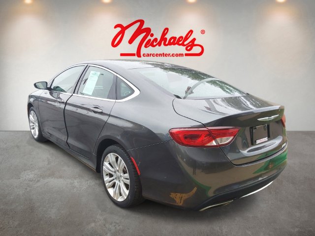 Used 2015 Chrysler 200 Limited w/ Comfort Group FWD image 4