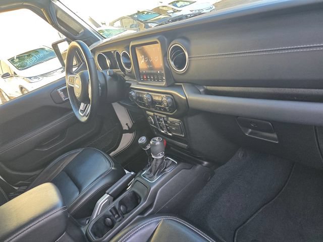 Used 2022 Jeep Wrangler Unlimited Sahara w/ Cold Weather Group AWD/4WD image 20