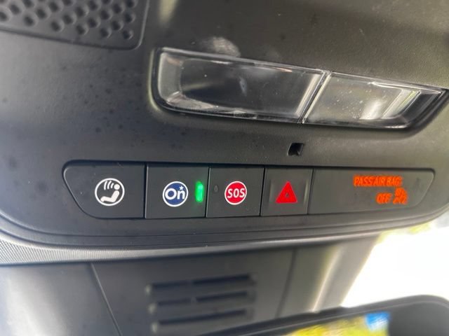 Used 2024 Chevrolet Equinox EV RS FWD image 32