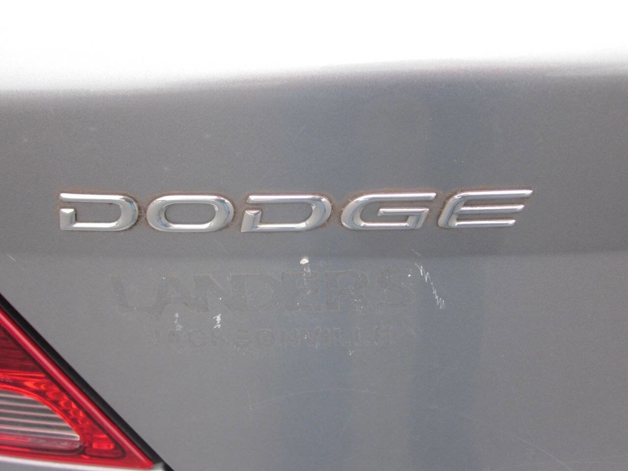 Used 2006 Dodge Stratus SXT image 28