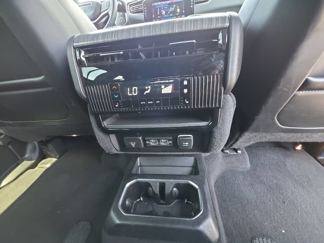 Used 2024 Jeep Wagoneer Series II AWD/4WD image 24