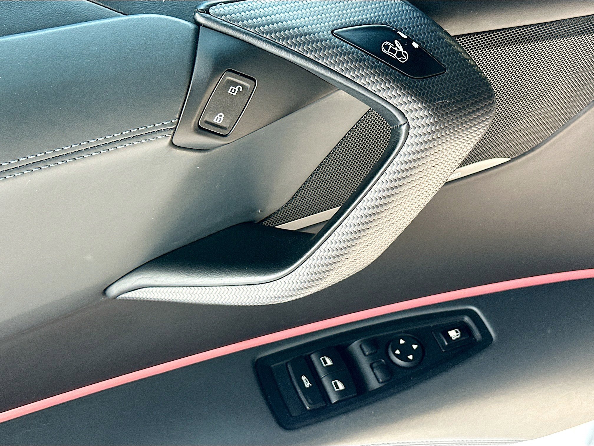 Used 2019 BMW i8 Coupe image 18