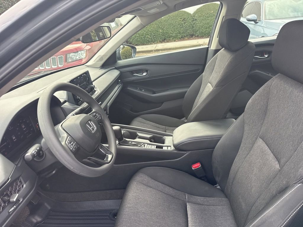 Certified 2023 Honda Accord EX image 19