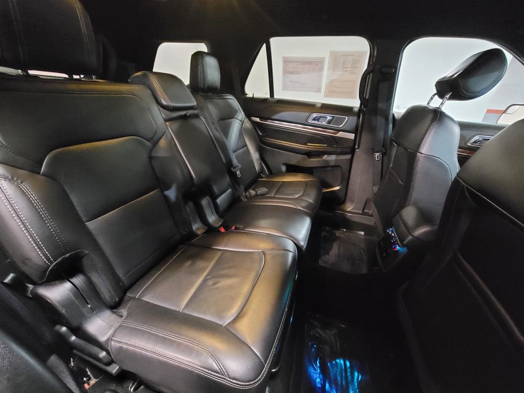Used 2017 Ford Explorer Limited image 10