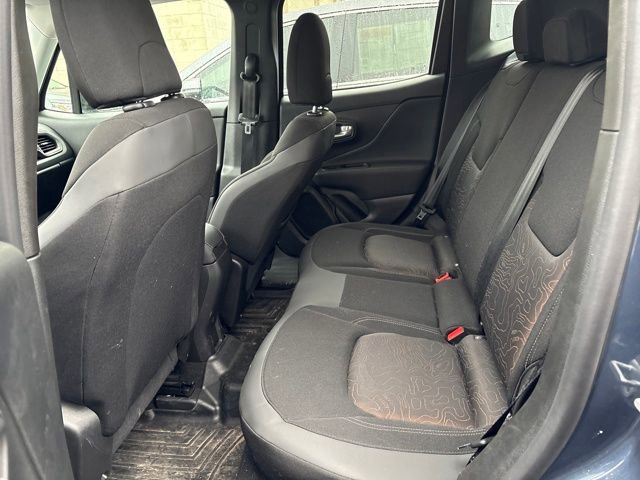 Used 2023 Jeep Renegade Latitude image 9