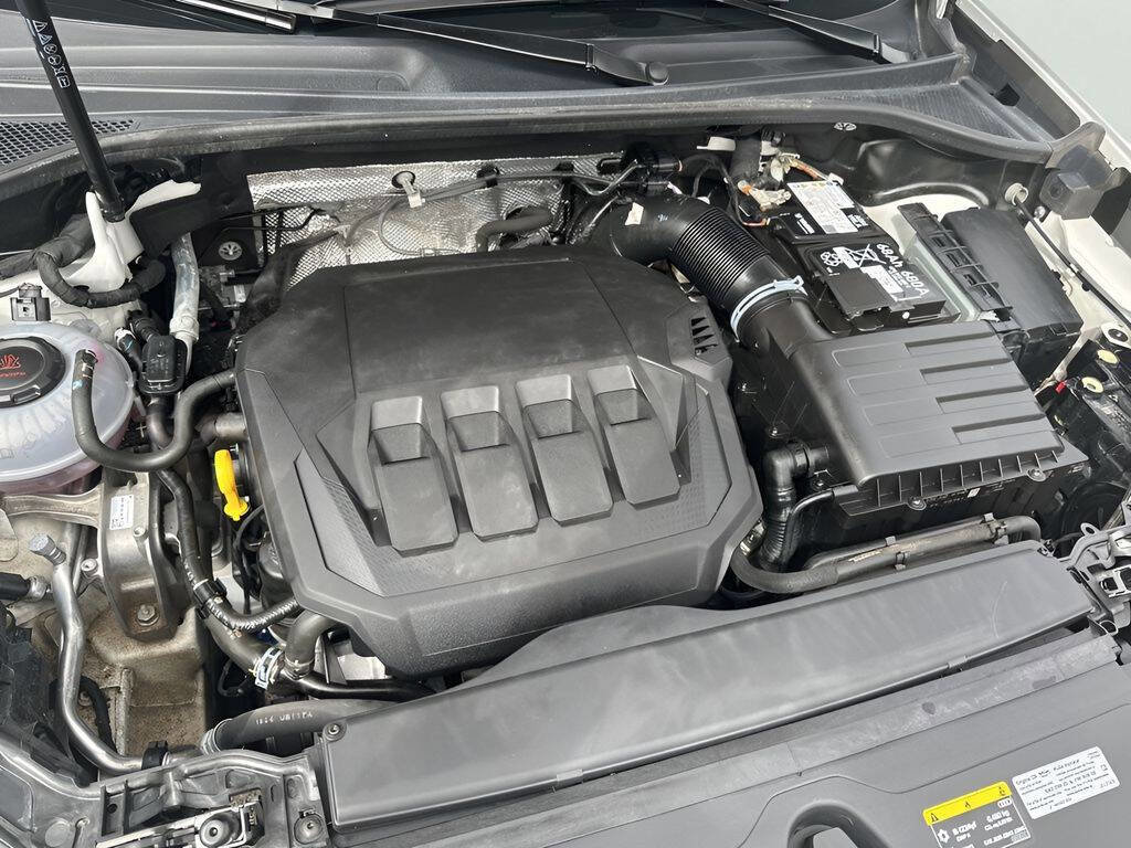 Used 2025 Audi Q3 2.0T Premium image 39