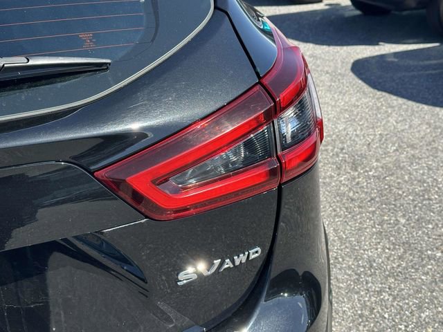 Used 2022 Nissan Rogue Sport SV w/ Technology Package image 30