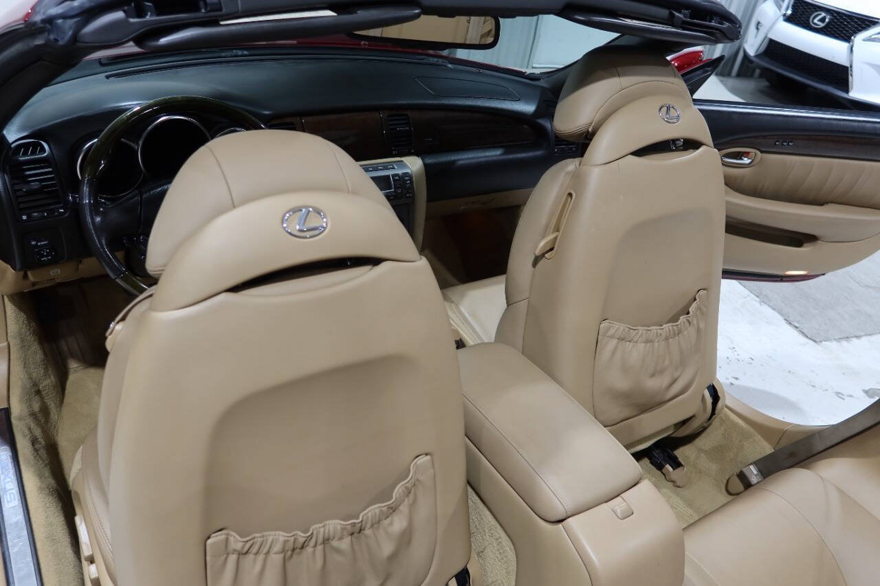 Used 2006 Lexus SC 430 Convertible RWD image 28