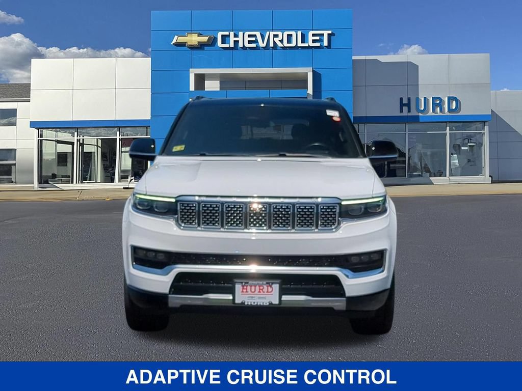 Used 2023 Jeep Grand Wagoneer Series III AWD/4WD image 10