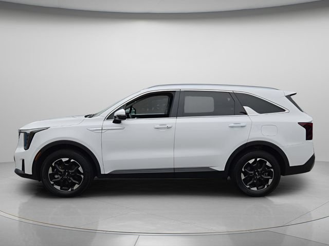 Used 2024 Kia Sorento S AWD/4WD image 3