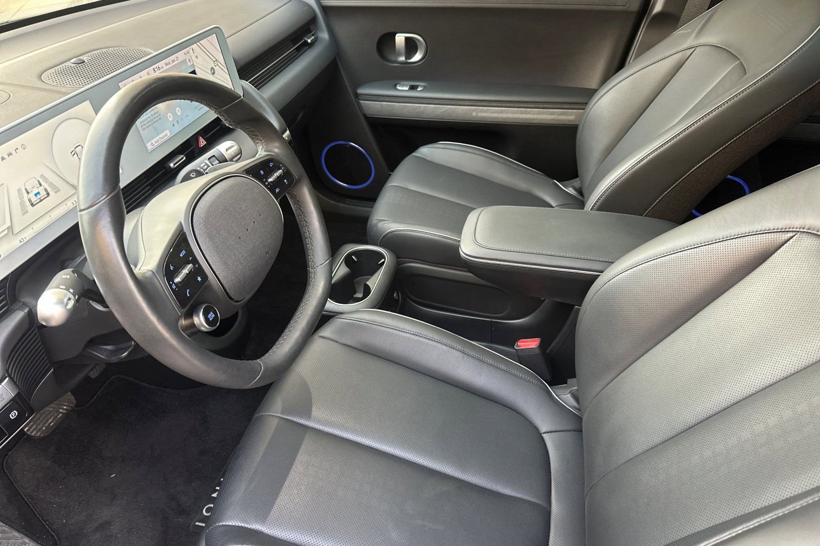 Used 2023 Hyundai Ioniq 5 Limited w/ Cargo Package image 9