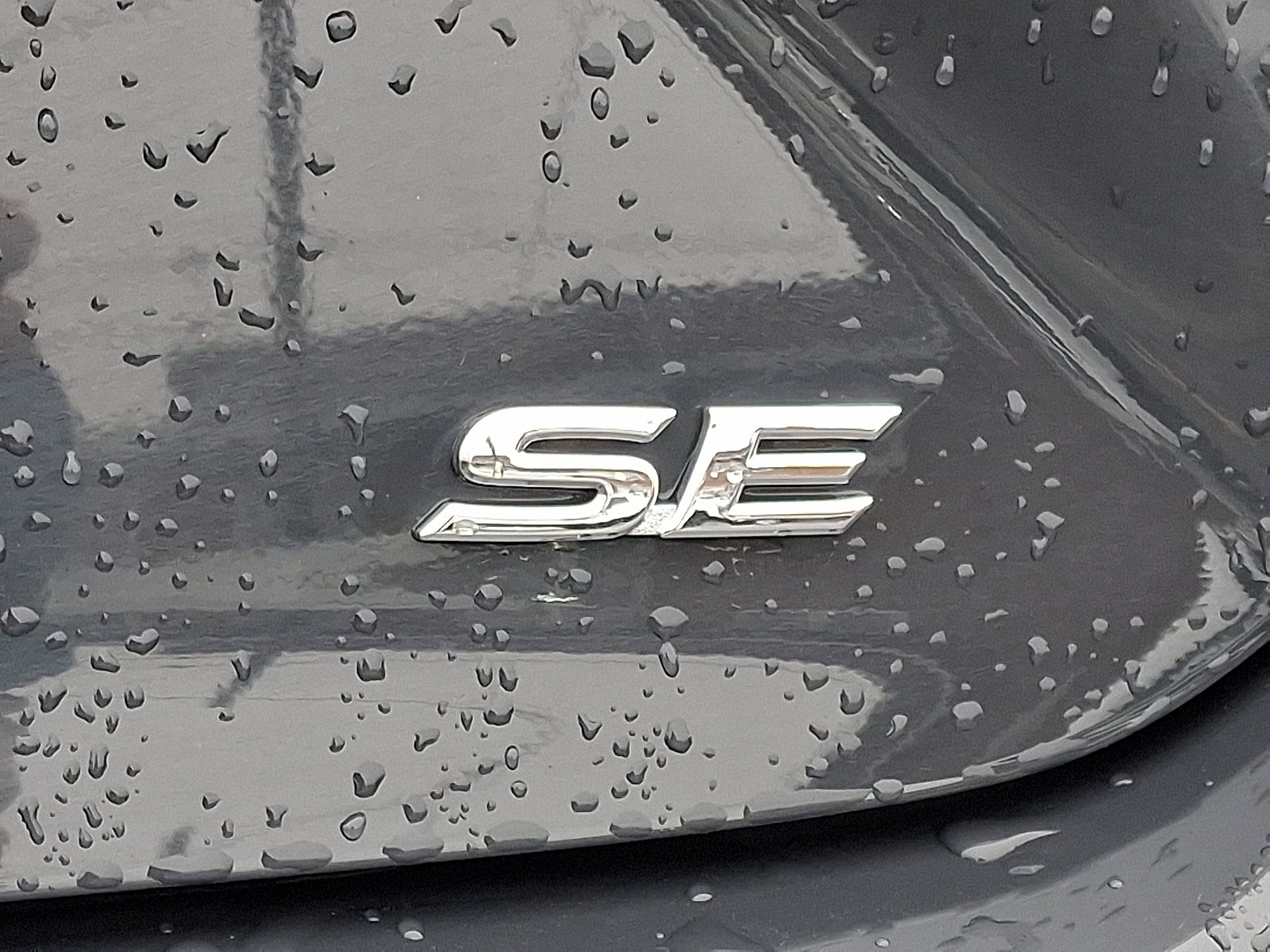 Used 2025 Toyota Camry SE image 29