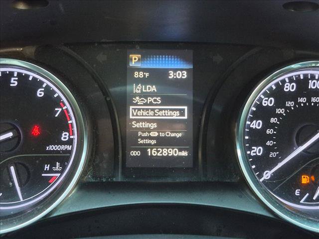 Used 2020 Toyota Camry SE FWD image 9