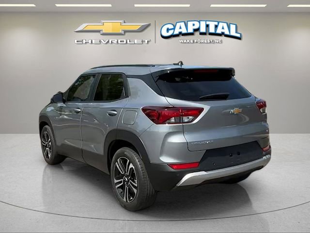 Used 2024 Chevrolet TrailBlazer LT w/ LT Cold Weather Package image 4