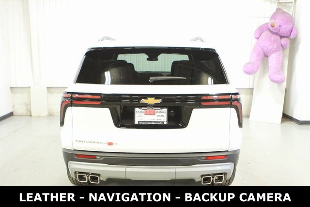 New 2025 Chevrolet Traverse LT w/ Driver Confidence Package image 29