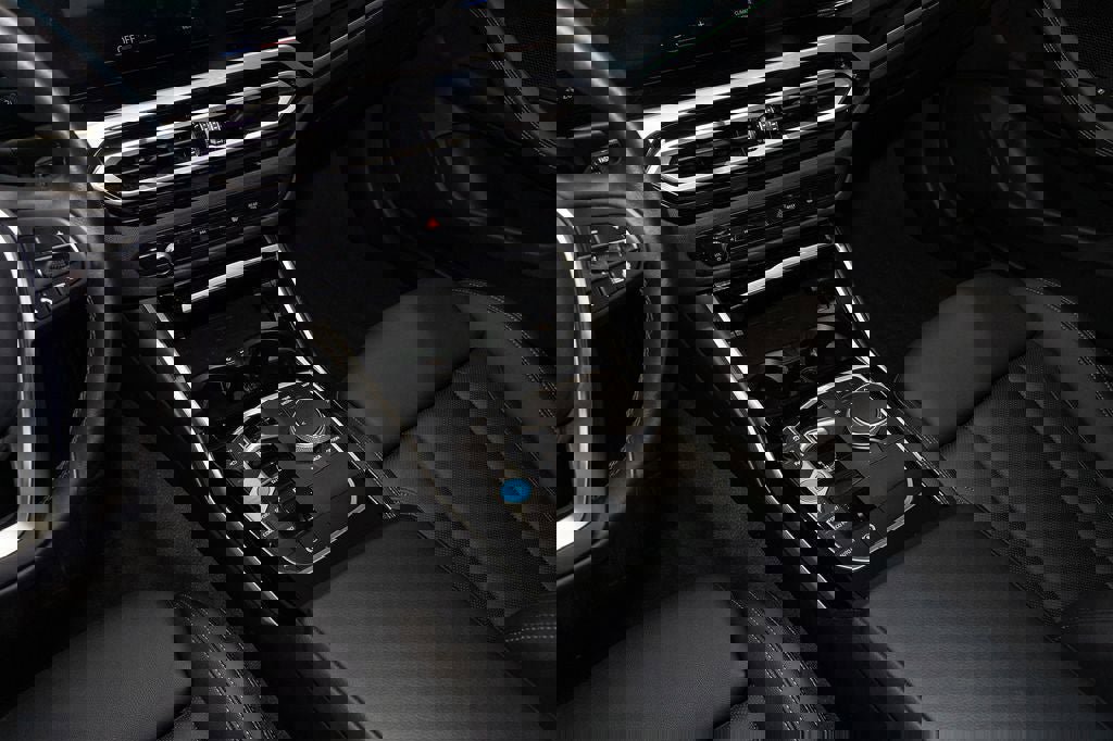 Used 2023 BMW i4 eDrive40 w/ Premium Package RWD image 11