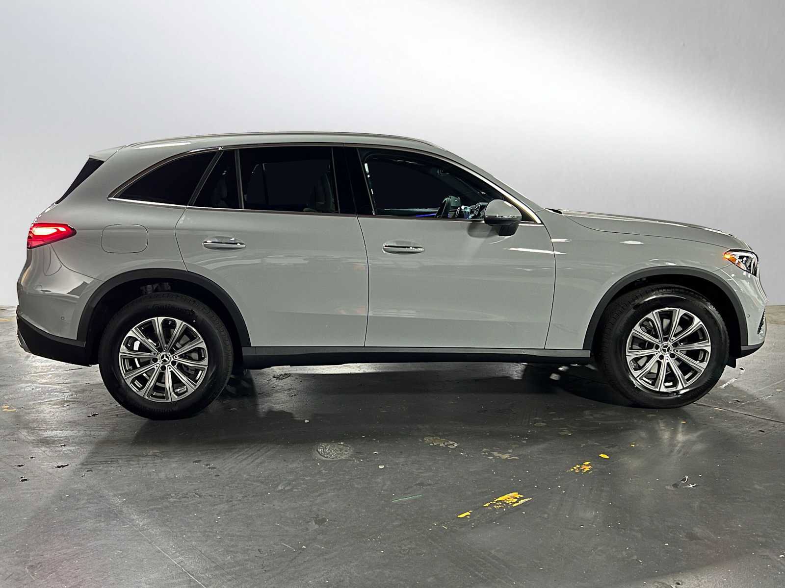 New 2025 Mercedes-Benz GLC 300 4MATIC image 8