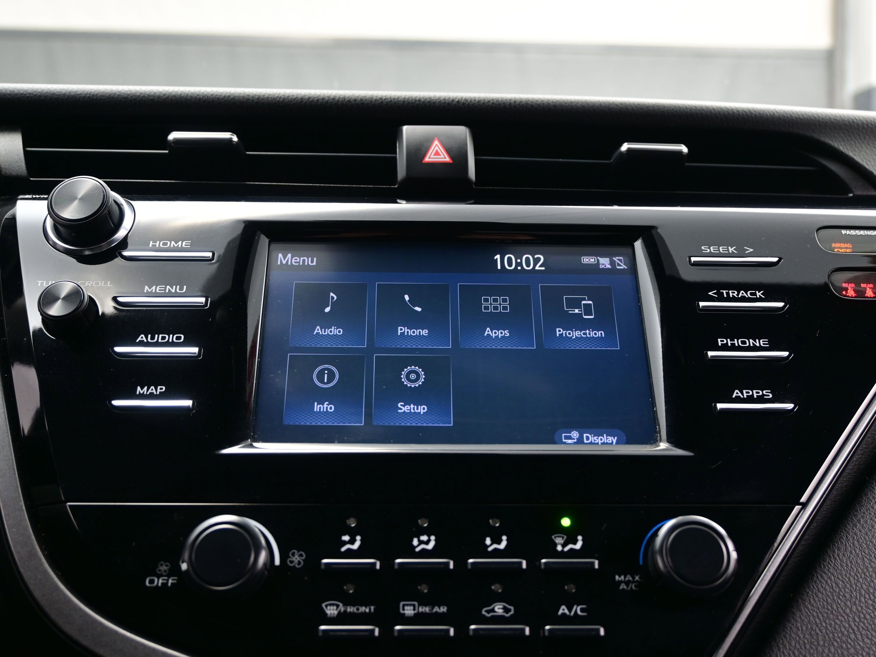 Used 2019 Toyota Camry LE image 19