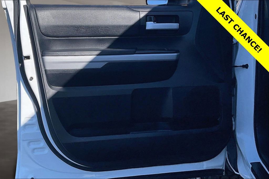 Used 2018 Toyota Tundra SR5 w/ TRD Off Road Package image 24