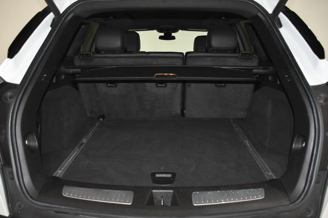 Used 2024 Cadillac XT5 Premium Luxury image 30