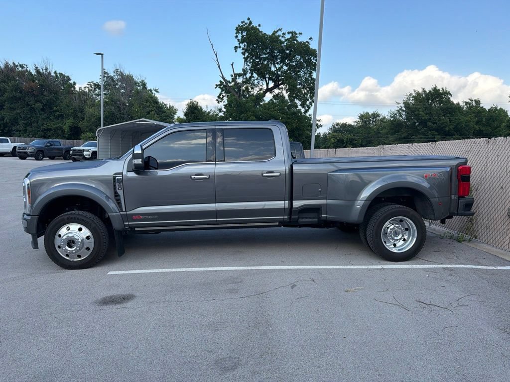 Used 2025 Ford F450 Platinum w/ Platinum Plus Package AWD/4WD image 7