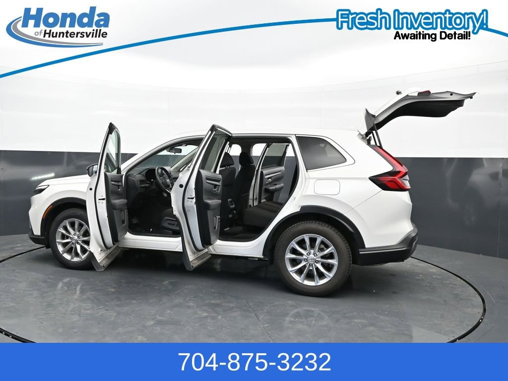 Used 2023 Honda CR-V EX image 48
