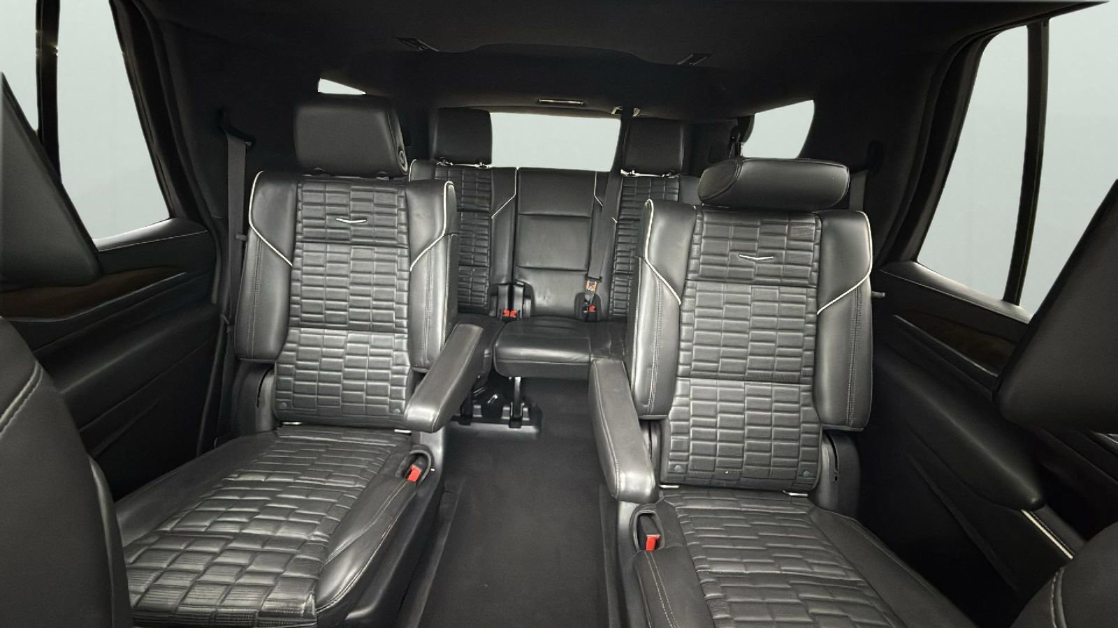 Used 2021 Cadillac Escalade Sport Platinum AWD/4WD image 26
