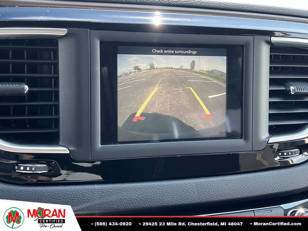 Used 2020 Chrysler Voyager LX FWD image 21
