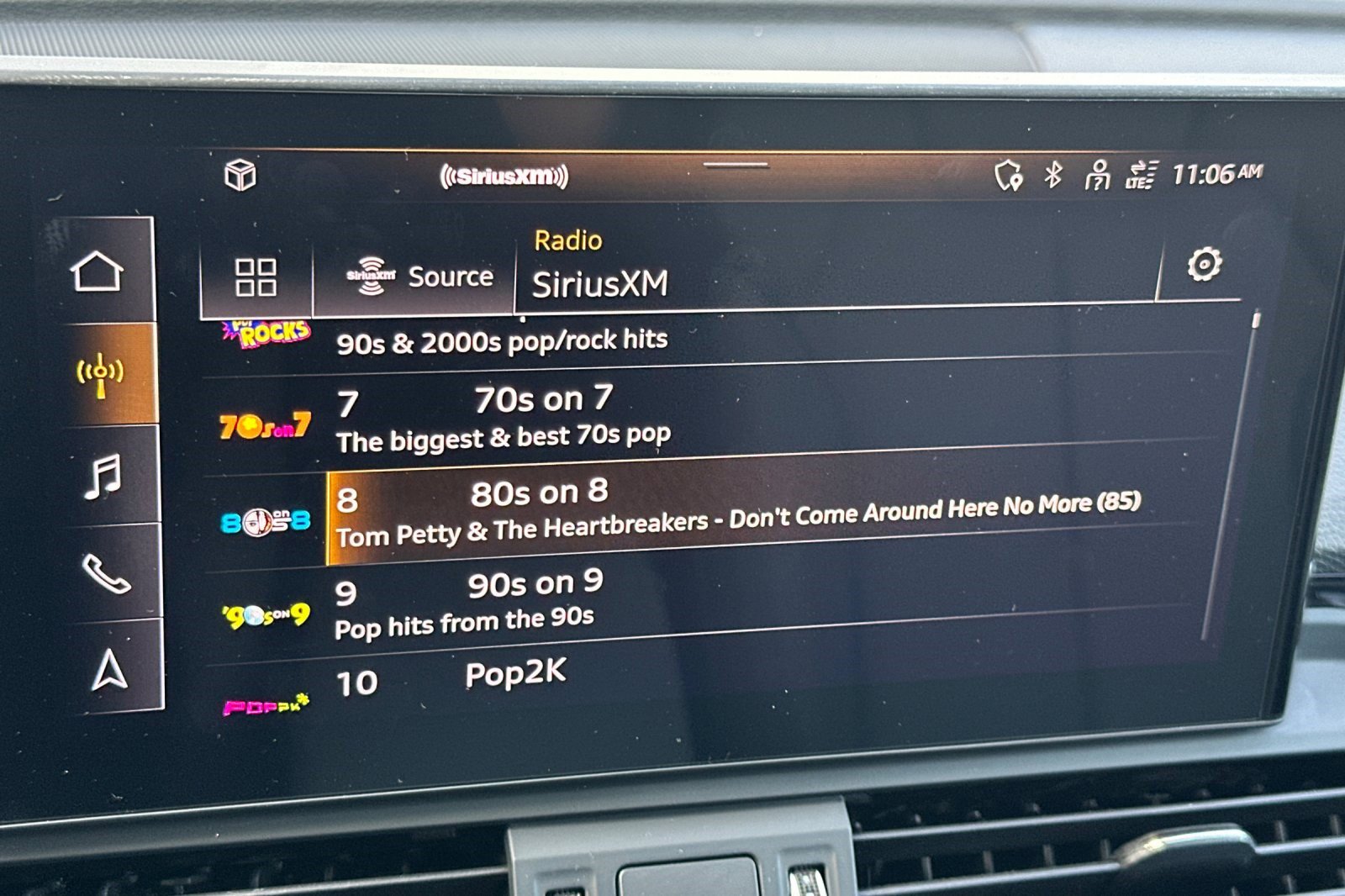 Used 2022 Audi Q5 e Prestige w/ Prestige Package image 23