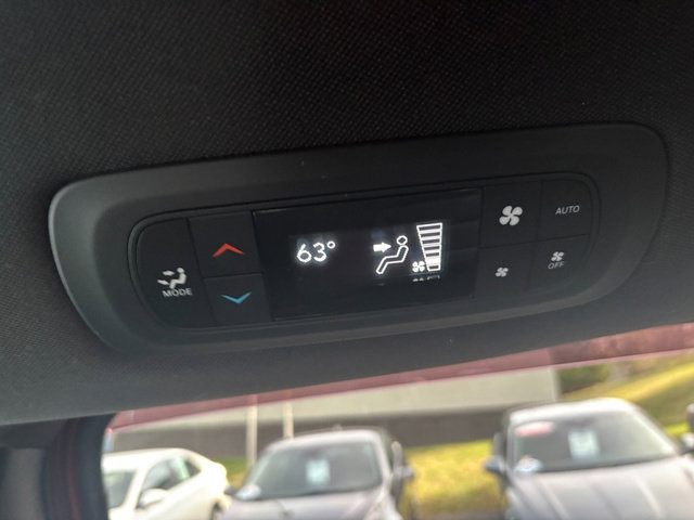 Used 2020 Chrysler Pacifica Touring w/ Advanced Safetytec Group image 31