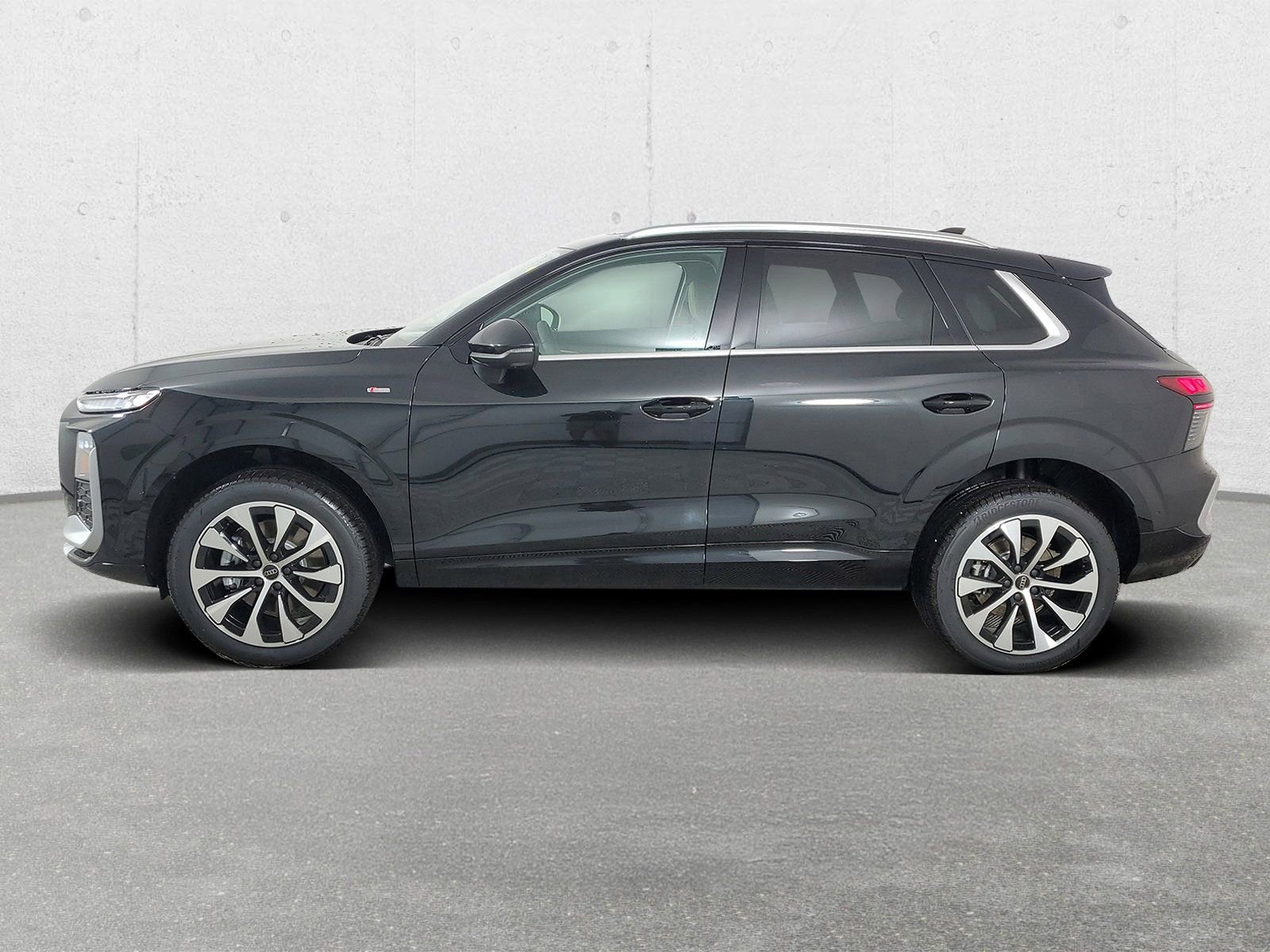 New 2026 Audi Q3 quattro 2.0T image 6