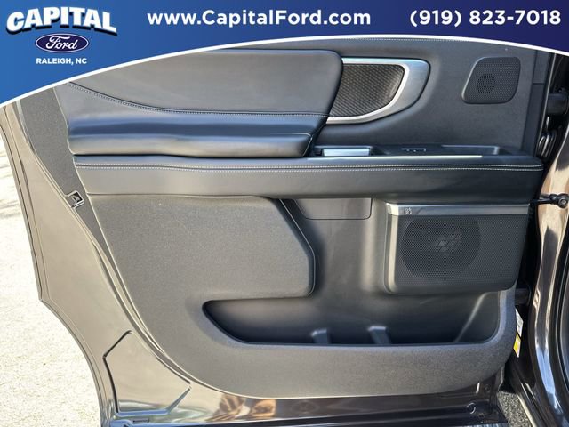 Certified 2025 Ford Expedition Max Platinum w/ Stealth Performance Package AWD/4WD image 17