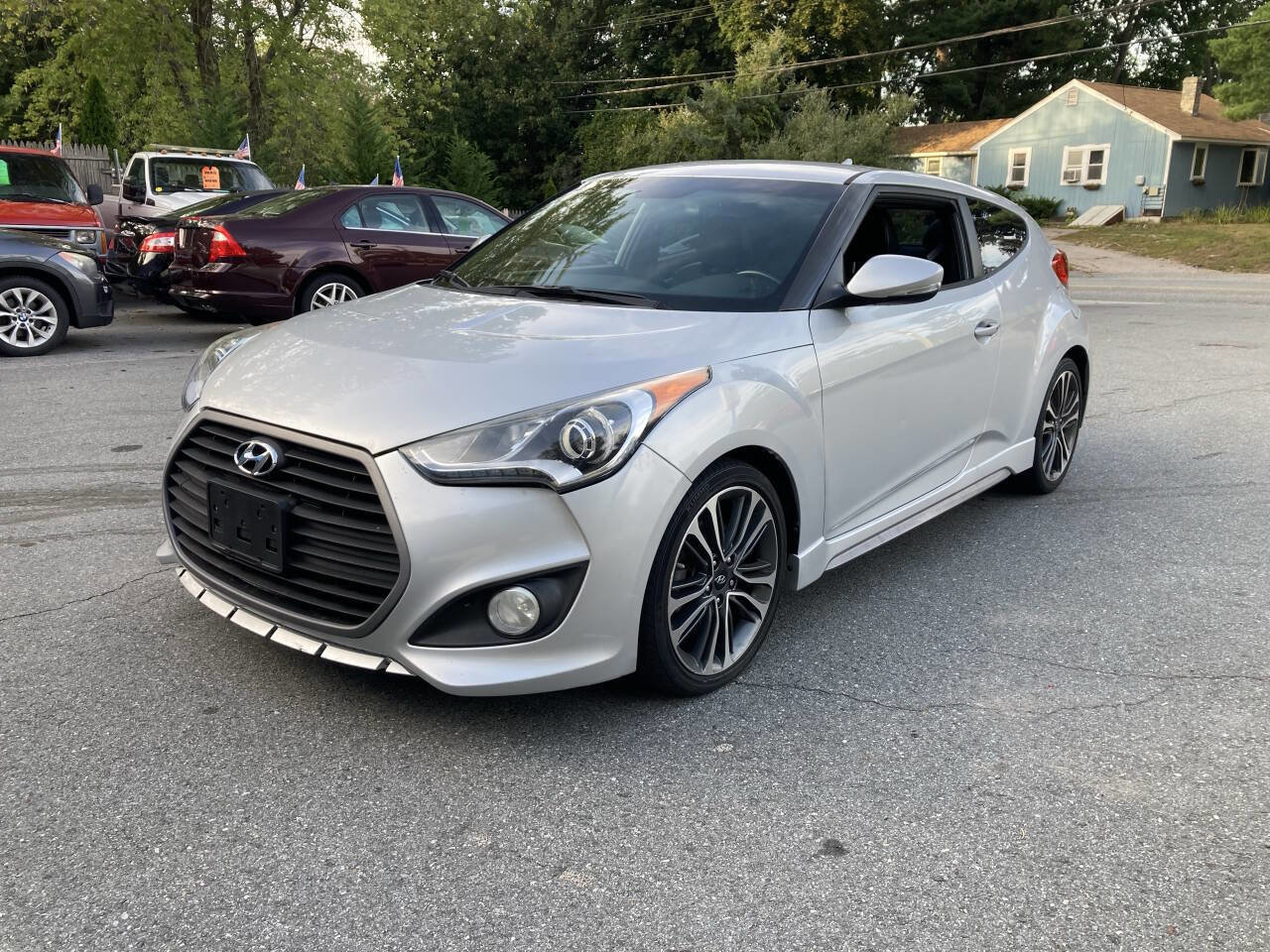 Used 2016 Hyundai Veloster Turbo image 1
