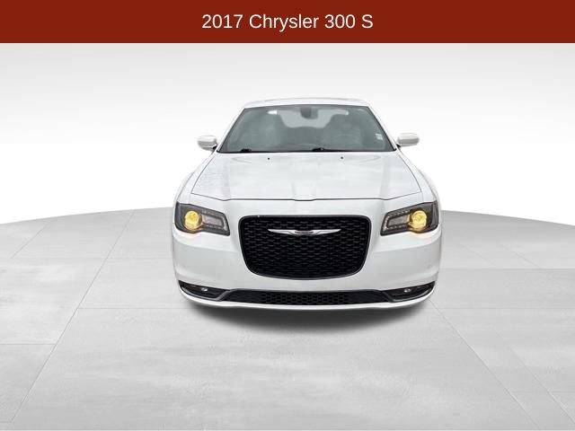 Used 2017 Chrysler 300 S w/ 300S Premium Group image 2