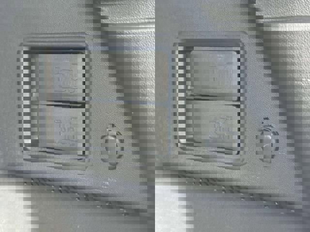 Used 2020 Chevrolet Equinox LT FWD image 9