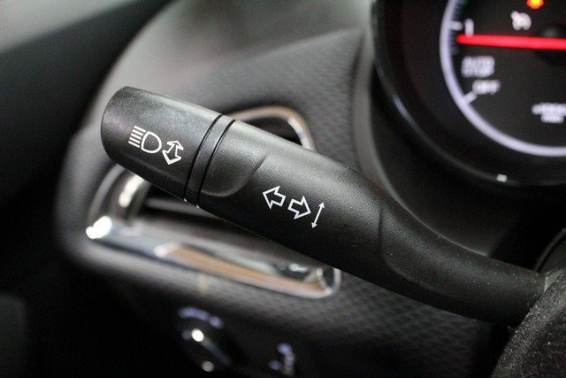 Used 2019 Chevrolet Cruze LS w/ LS Fleet Convenience Package image 21