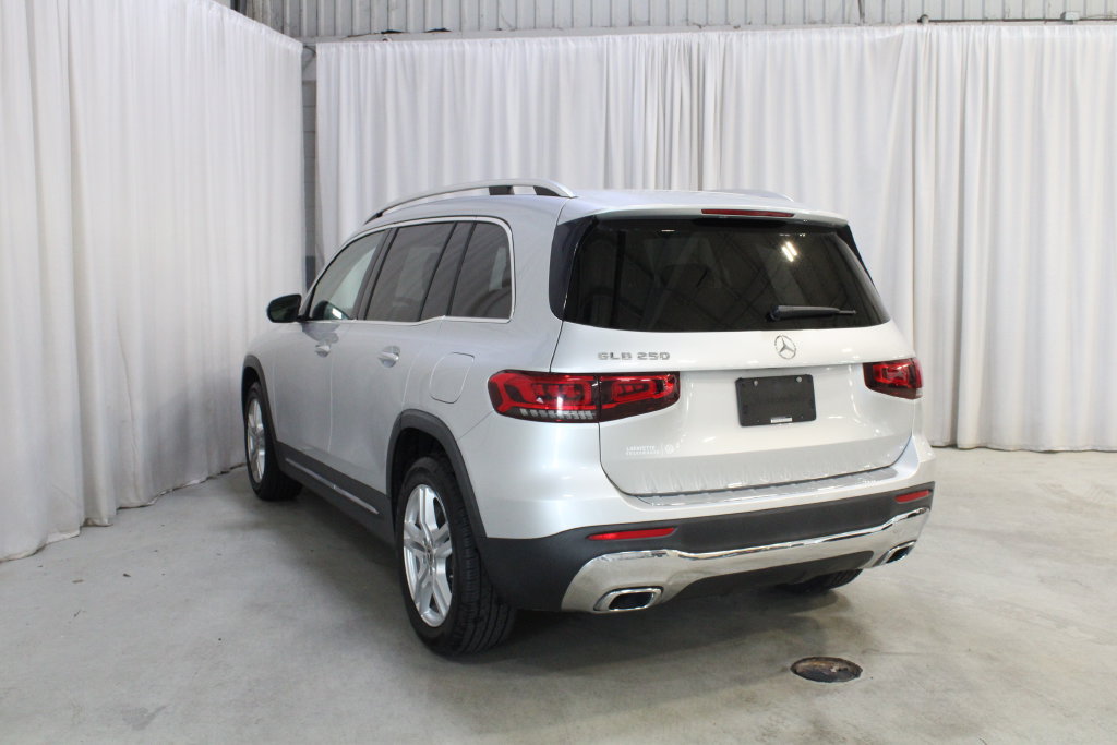 Used 2021 Mercedes-Benz GLB 250 image 25