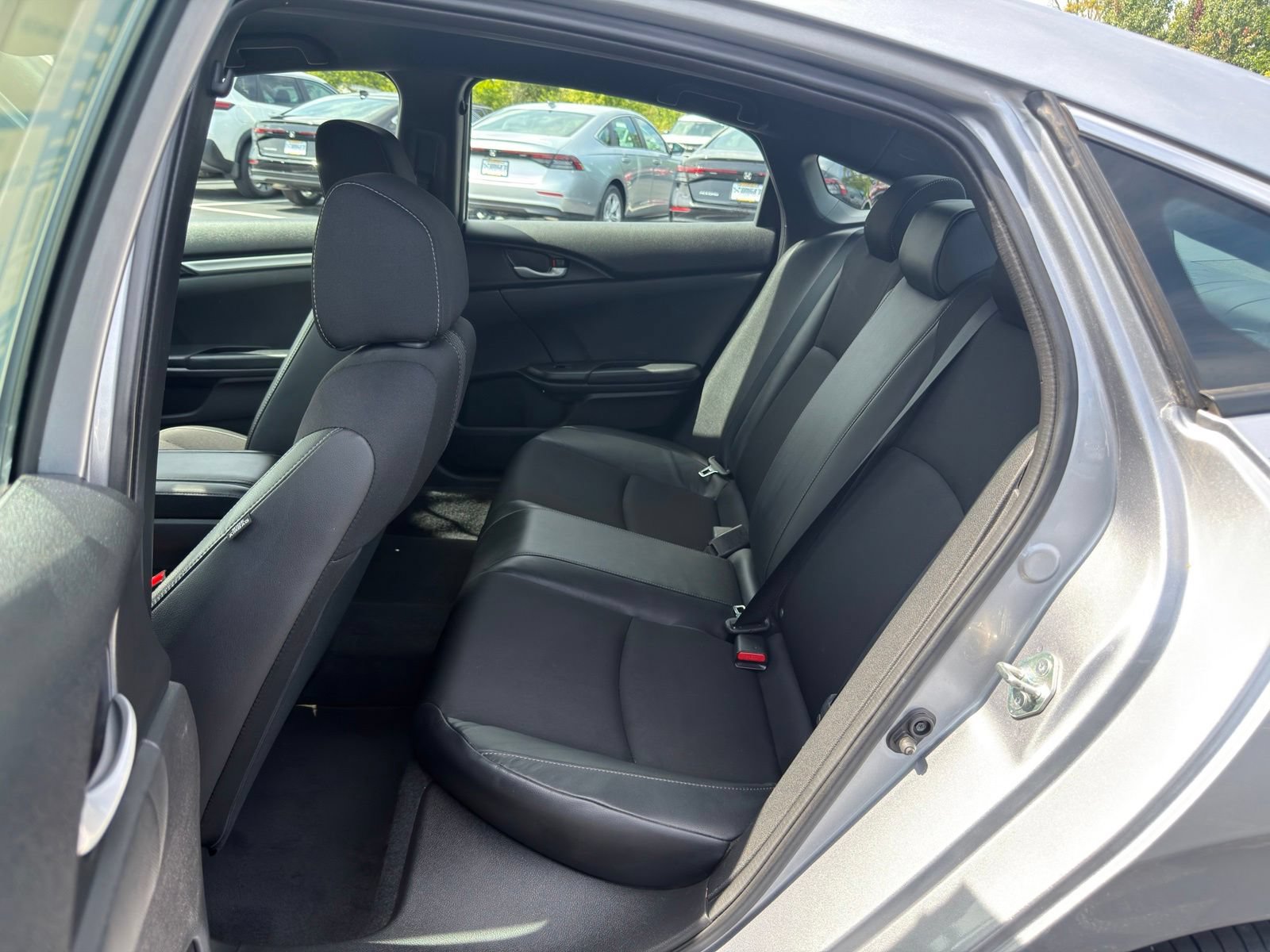 Used 2020 Honda Civic Sport image 21