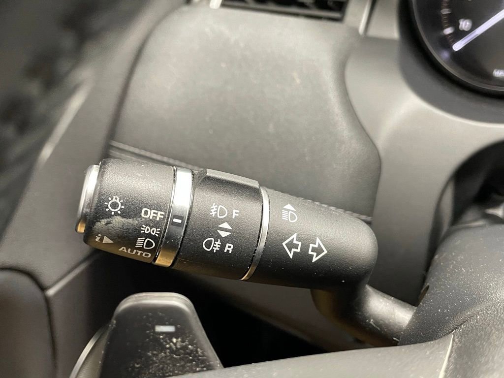 Used 2019 Land Rover Range Rover Evoque Landmark Edition AWD/4WD image 22