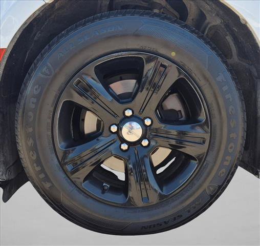 Used 2018 Dodge Charger SXT RWD image 28