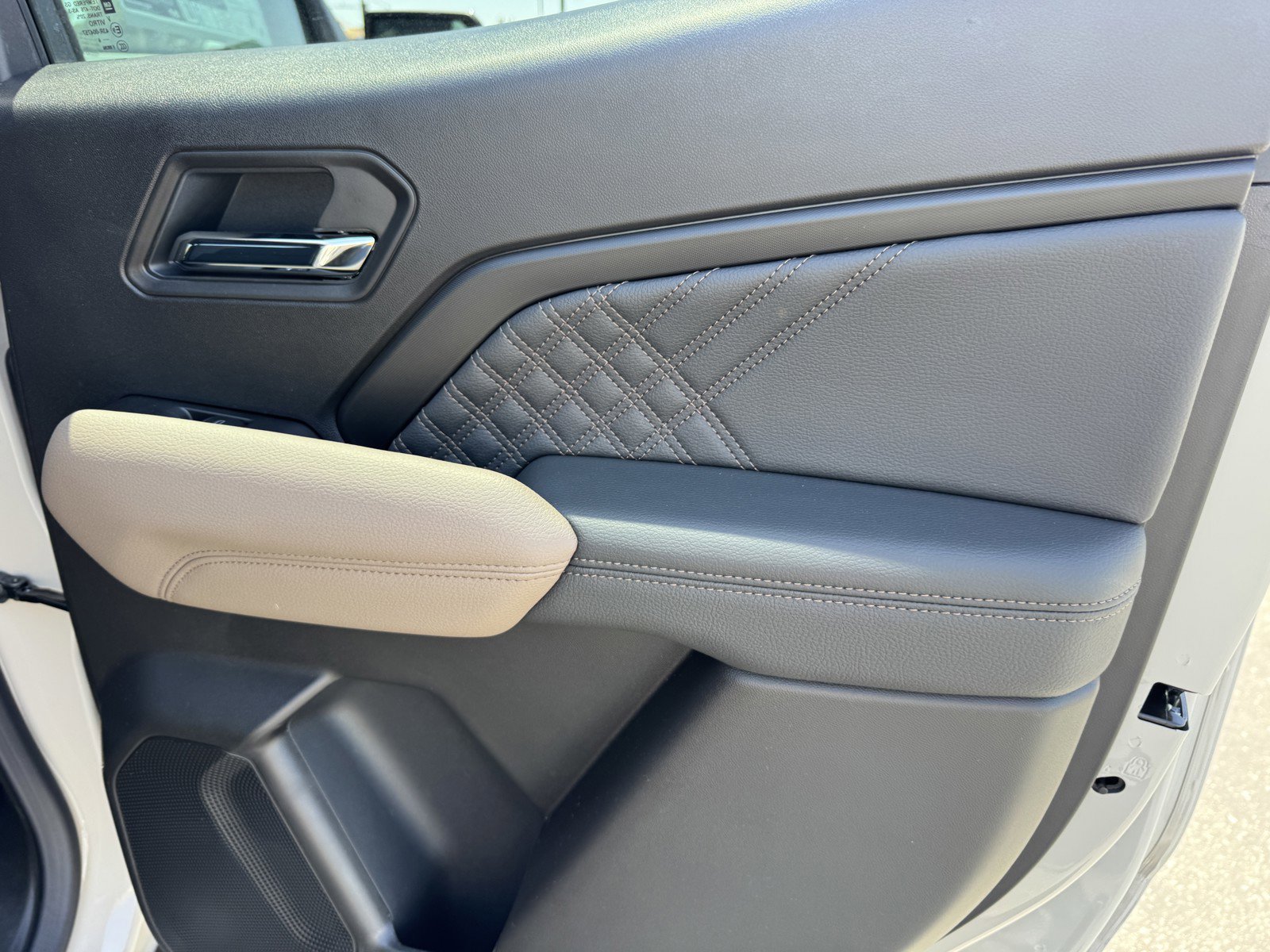 New 2026 GMC Canyon Denali AWD/4WD image 11