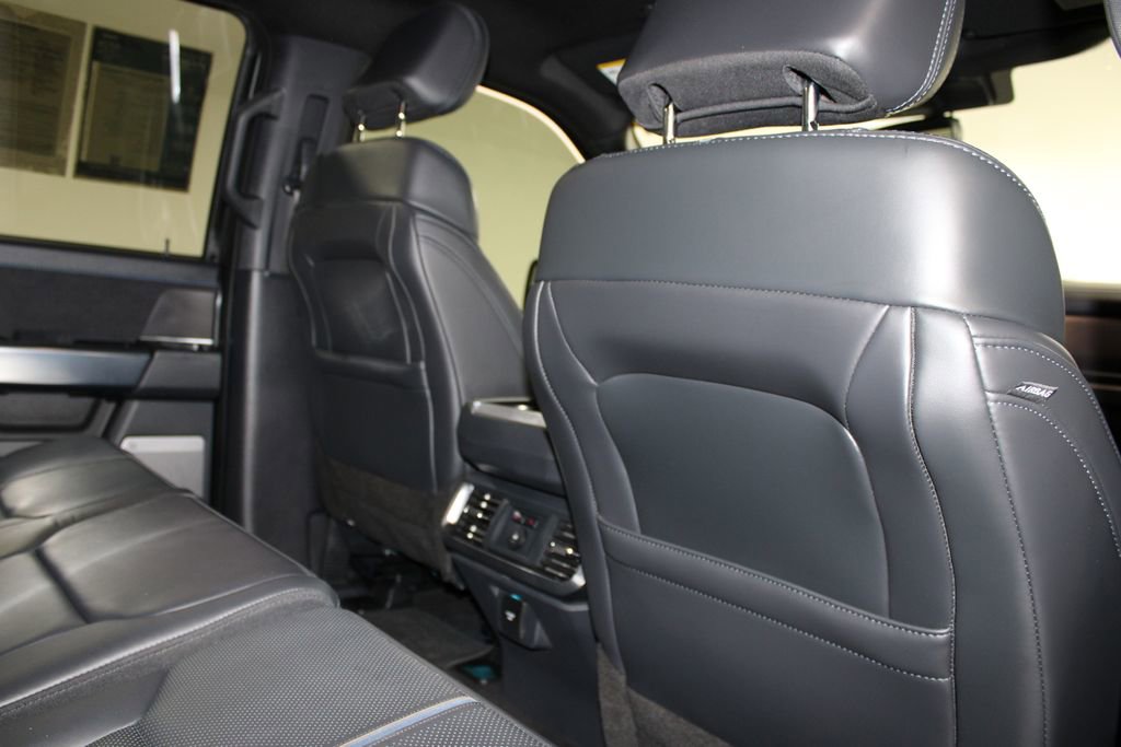 Used 2025 Ford F150 Platinum image 32
