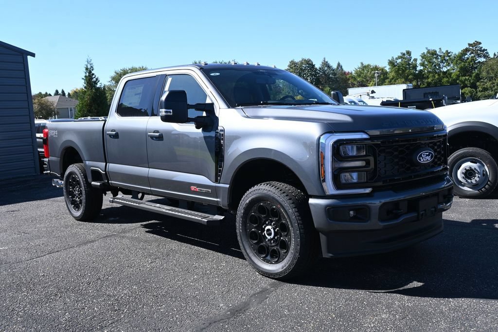 New 2027 Ford F250 XLT w/ XLT Premium Package AWD/4WD image 2