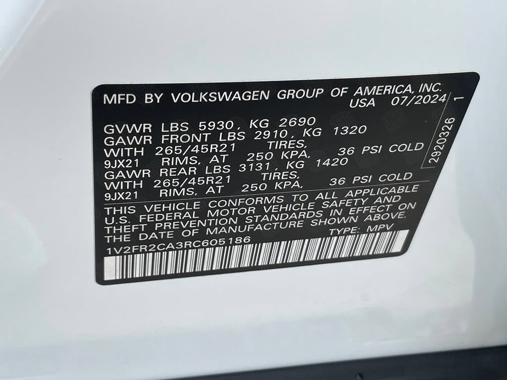 Used 2024 Volkswagen Atlas SEL Premium R-Line AWD/4WD image 33