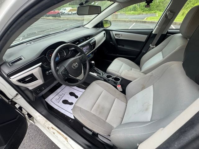 Used 2016 Toyota Corolla LE FWD image 11