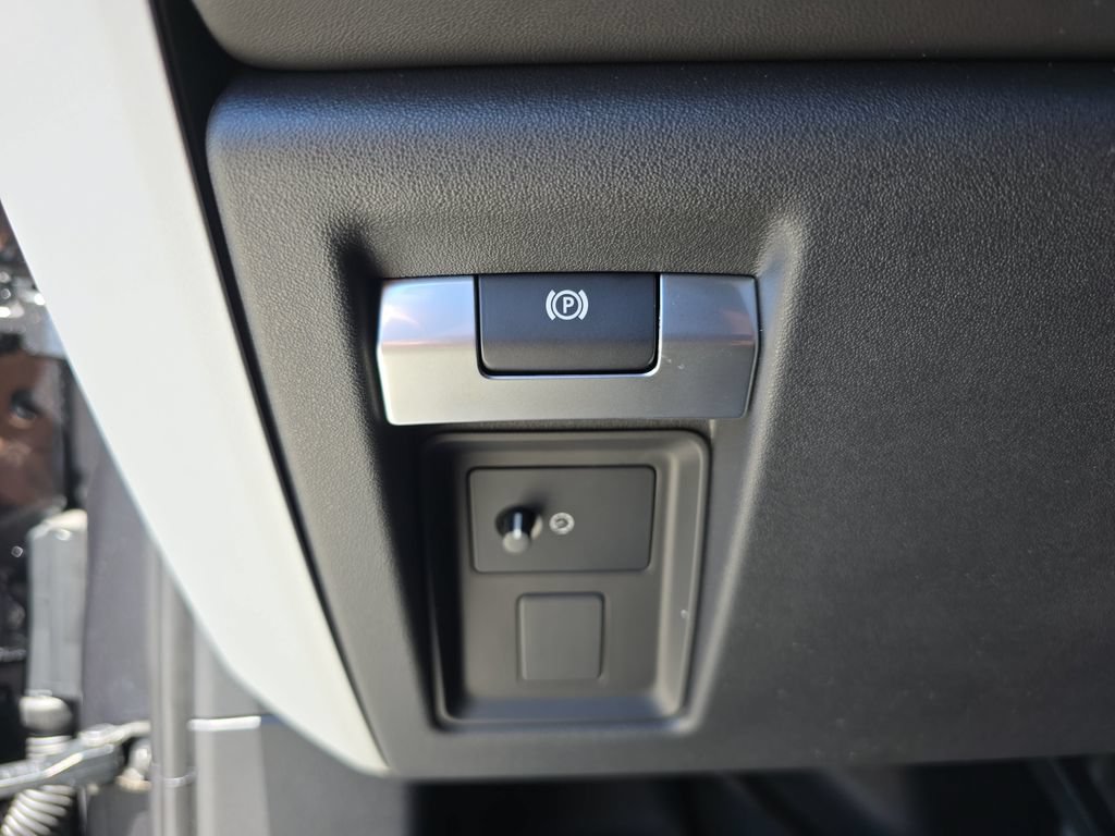New 2026 Land Rover Defender 130 S AWD/4WD image 27